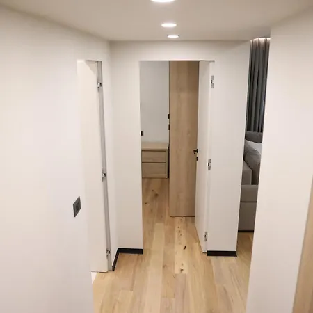 شقة Premium 2 تيرانا