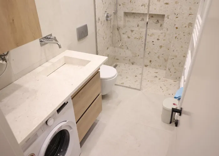 Premium 2 Apartment